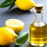 Zitrone auf Olivenöl - Mit Nativem Olivenöl Extra - frisch gezapft -
